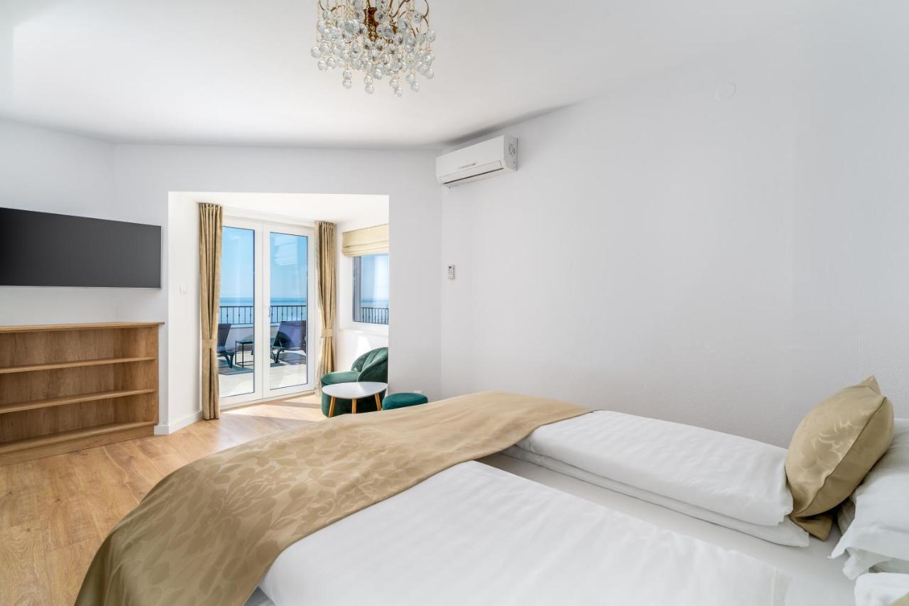Rooms Vedrana (Adults Only) โปดสตรานา ภายนอก รูปภาพ