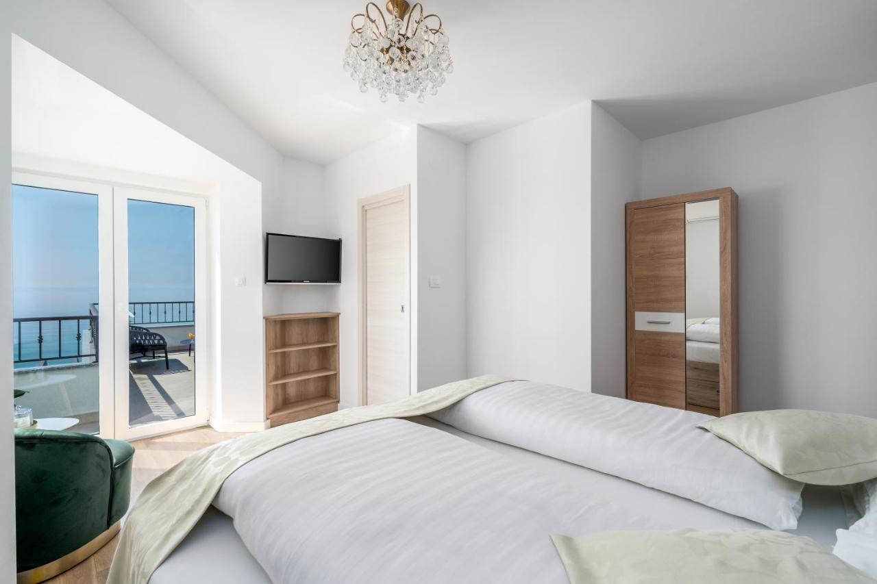 Rooms Vedrana (Adults Only) โปดสตรานา ภายนอก รูปภาพ