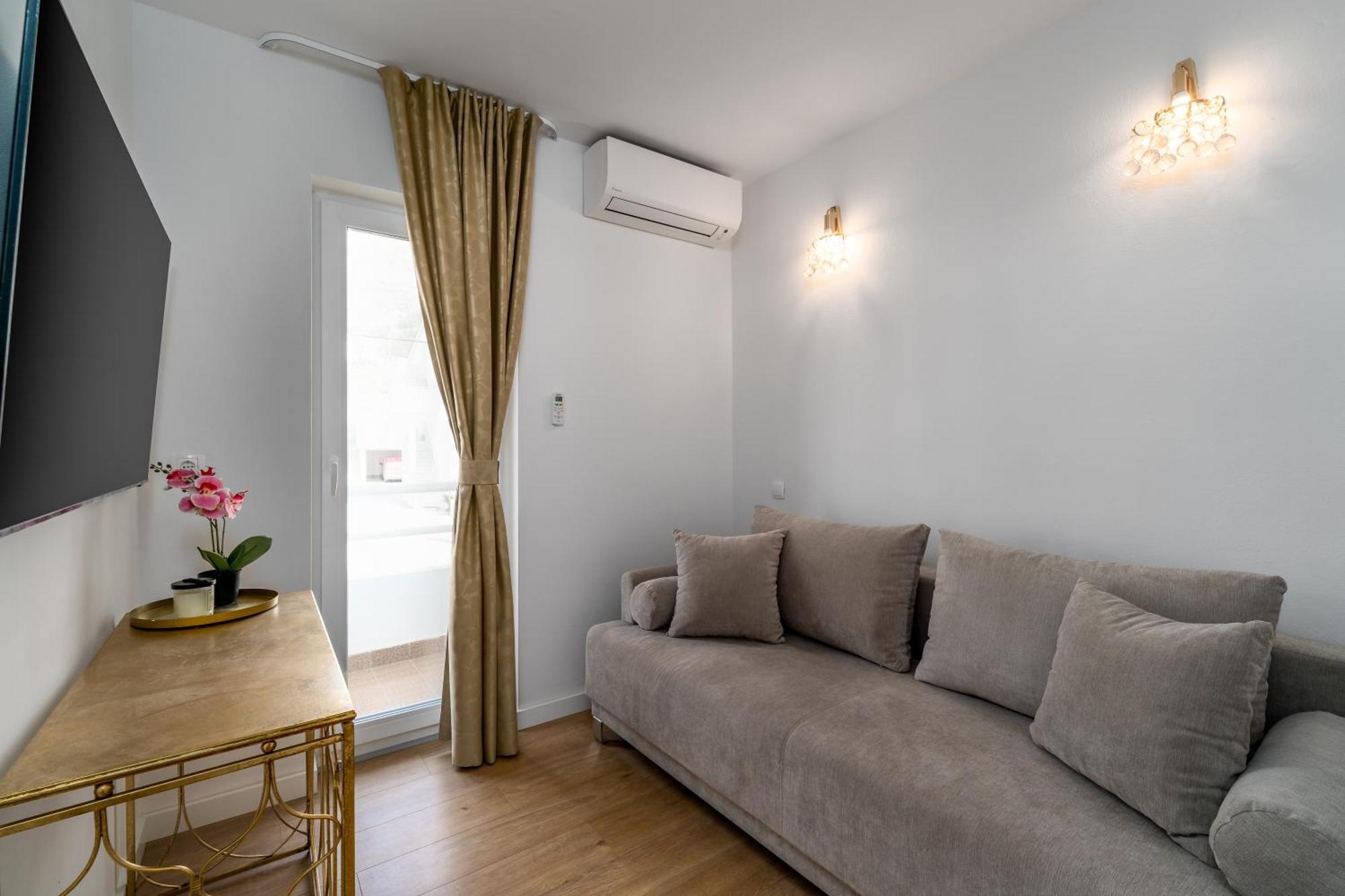 Rooms Vedrana (Adults Only) โปดสตรานา ห้อง รูปภาพ